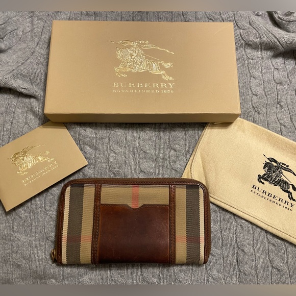 Burberry Prorsum Classic Checkered Style Wallet - Picture 1 of 6